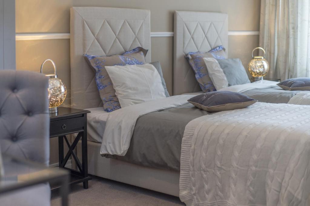 Двухместный (Просторный двухместный номер с 2 отдельными кроватями), Hotel Wodnik