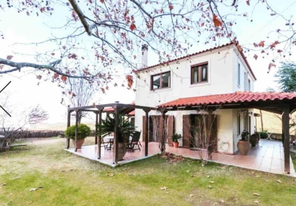 Gerania Villa photo 1