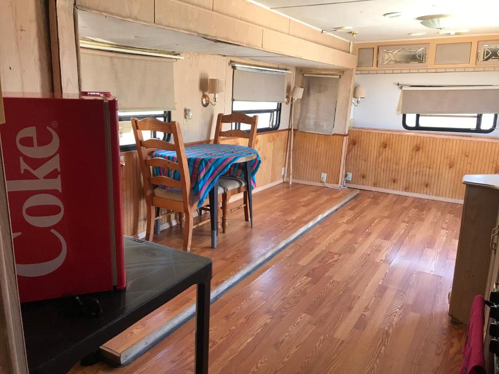 Caravan cerca del mar photo 4