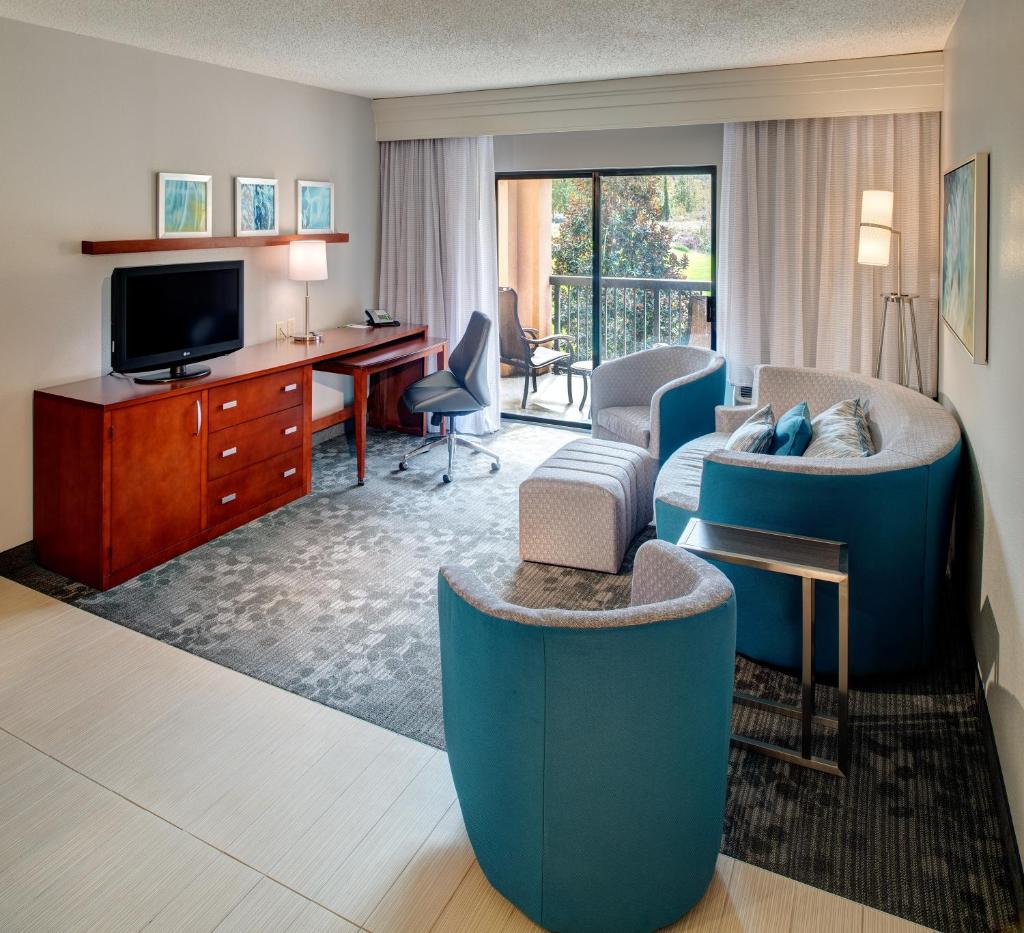 Courtyard by Marriott Columbia Northeast/Fort Jackson Area photo 4
