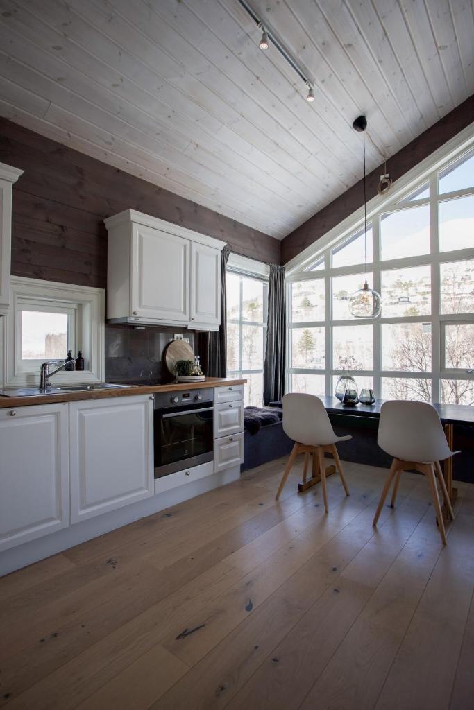 Penthouse apartment at Strandafjellet photo 1