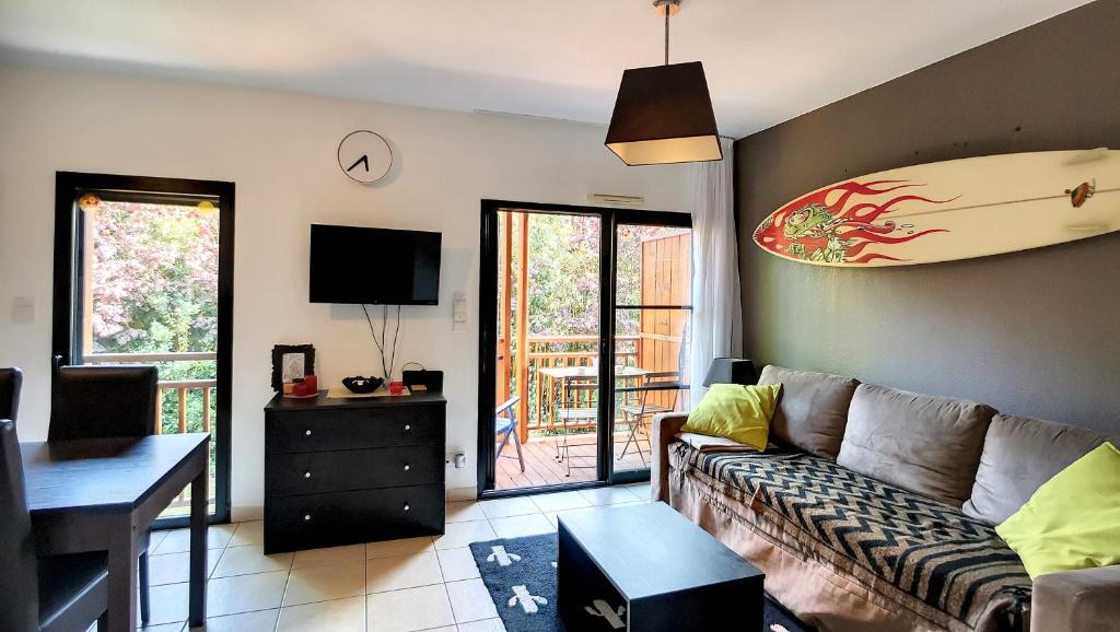 Beau T2 dans résidence avec piscine et jardins