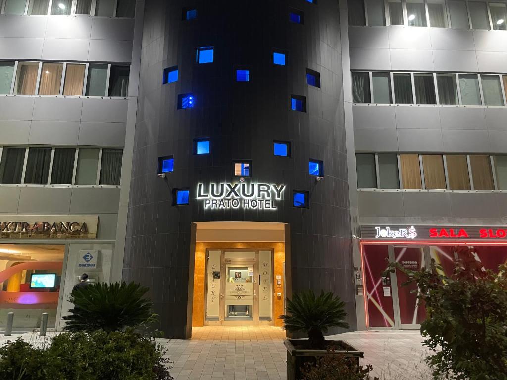 HotelLuxuryPrato photo 2
