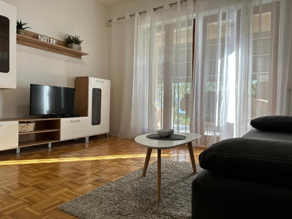 Apartmani Roko photo 4