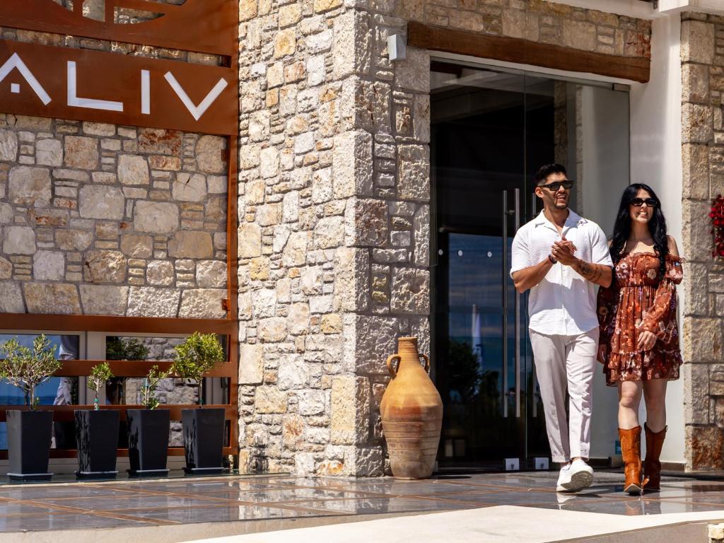 Aliv stone suites & spa photo 3