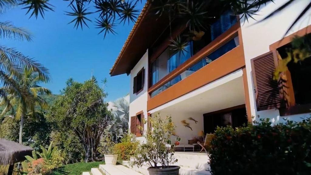 SMI012 Casa charmosa em condomínio à beira mar photo 3