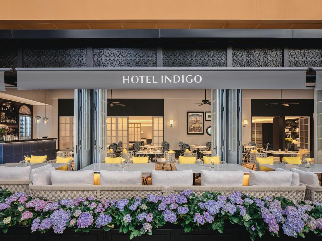 Hotel Indigo Shenzhen Overseas Chinese Town, an IHG Hotel