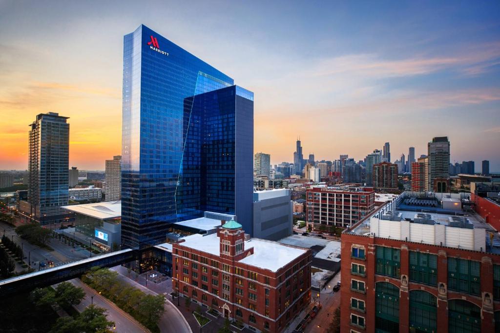 Marriott Marquis Chicago image