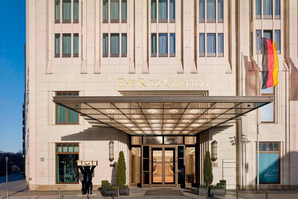 The Ritz-Carlton, Berlin photo 1