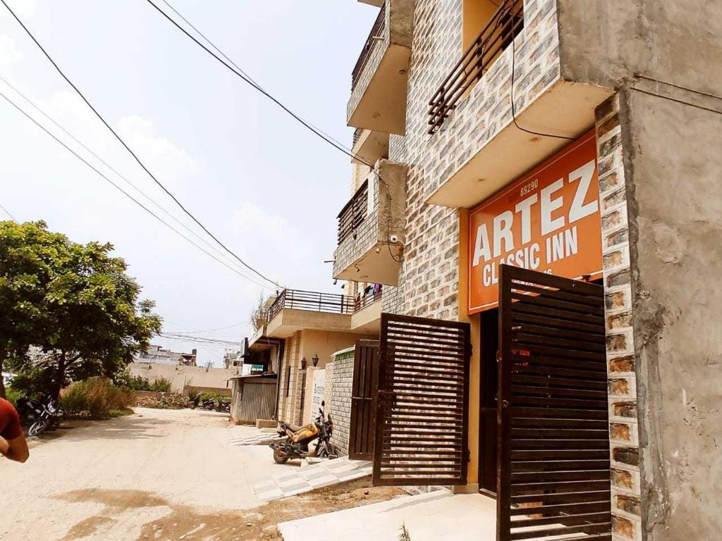 OYO Artez Inn photo 3