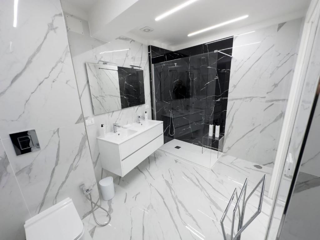White Elegance Luxury B&B Caserta photo 1