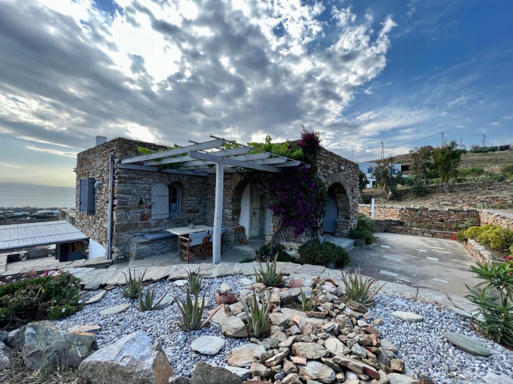 The Traditional Stone Villa photo 3