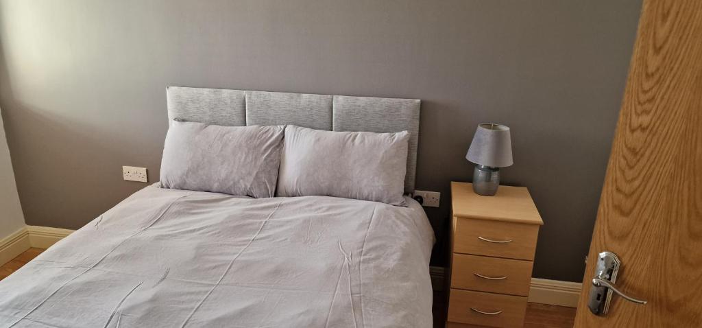 Luxury apartment hawthorns photo 4
