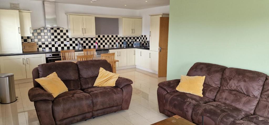 Luxury apartment hawthorns photo 2