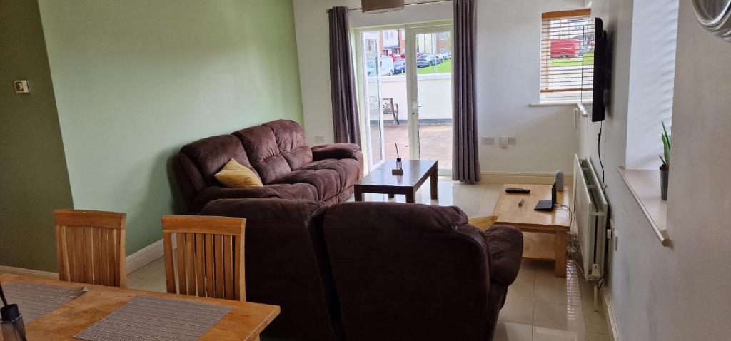 Luxury apartment hawthorns photo 1