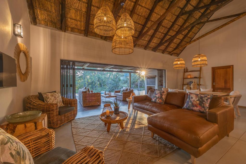 Ukanyi Luxury Villa photo 4