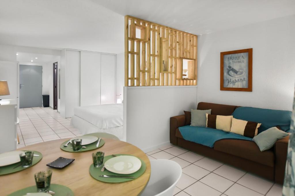 En bord de plage Orient Bay, grand studio 4p photo 1