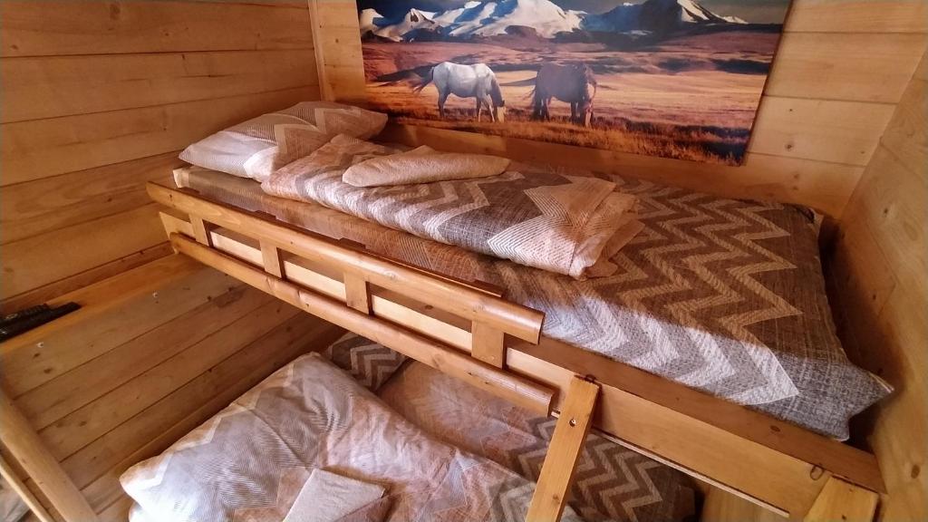 Still cabin photo 1