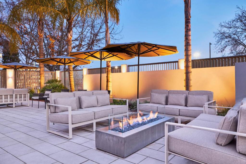 AC Hotel by Marriott Pleasanton image
