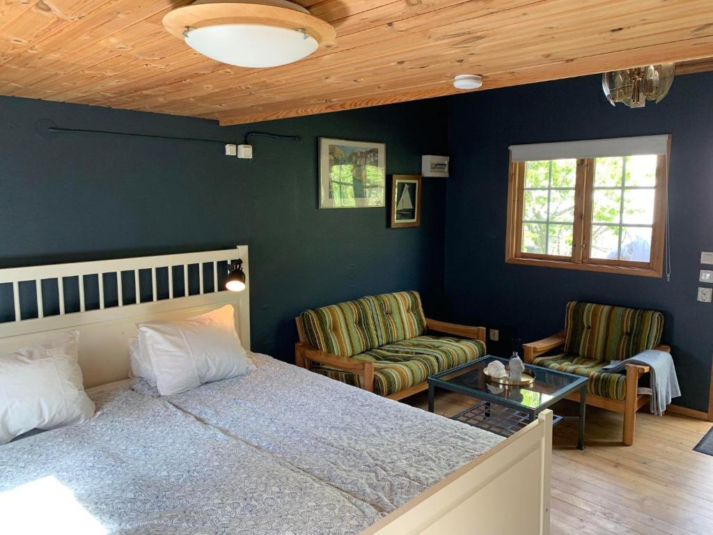 The Blue Cabin photo 1