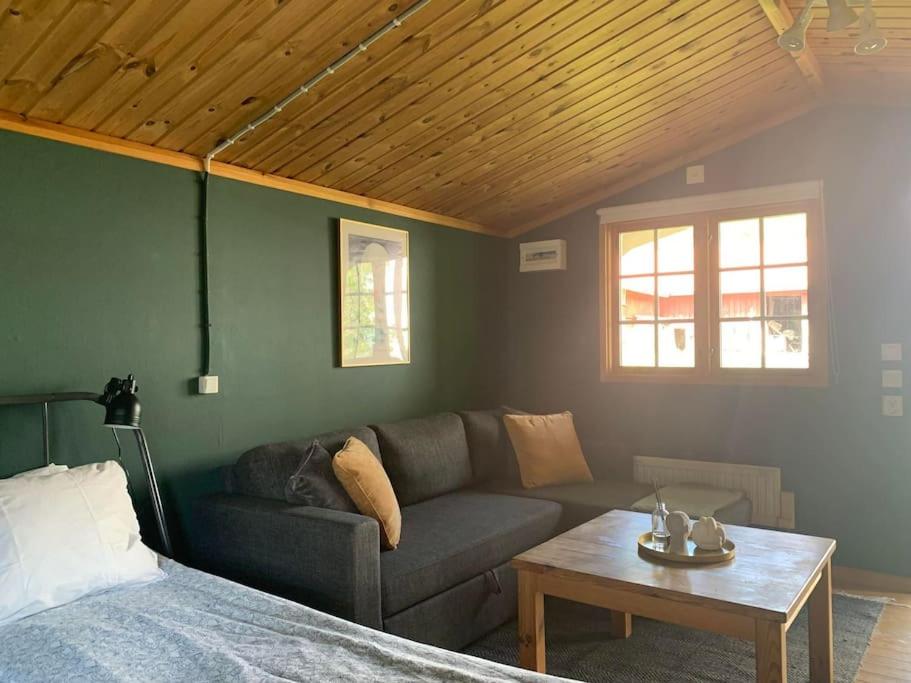 The Green Cabin photo 1