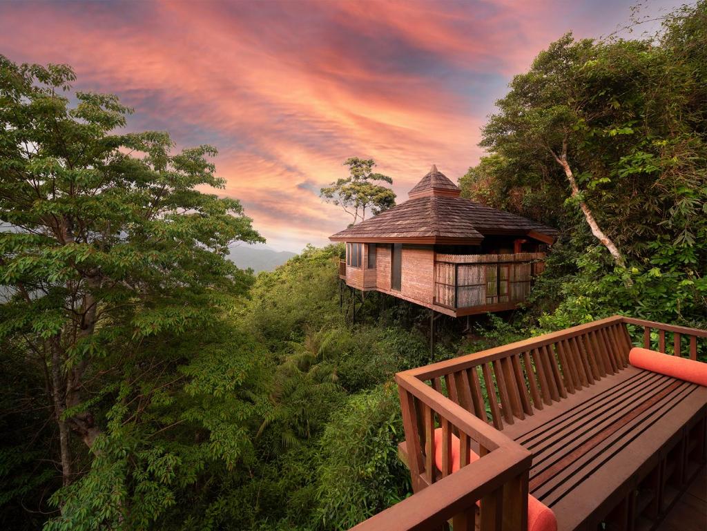 Yalong Bay Earthly Paradise Birds Nest Resort （Mountain Villas) photo 2