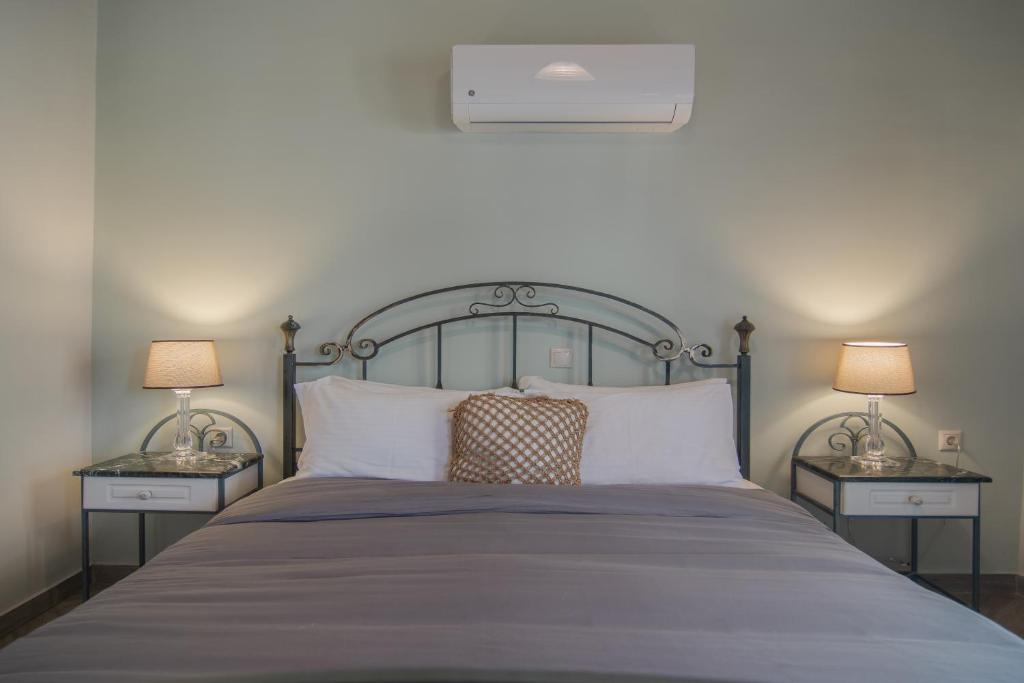 Aris Apartments photo 2