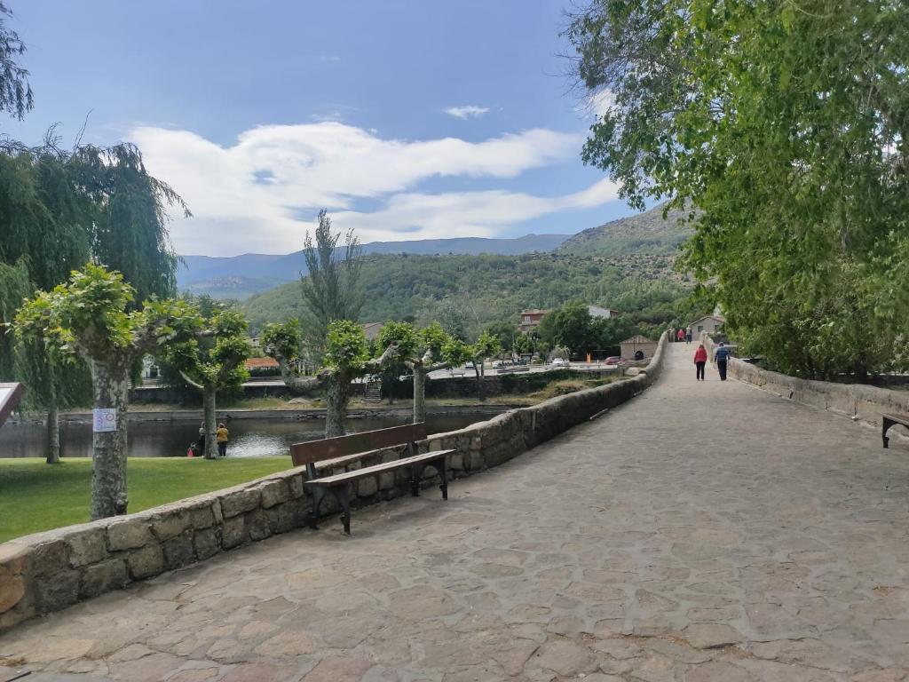 Navaluenga photo 3