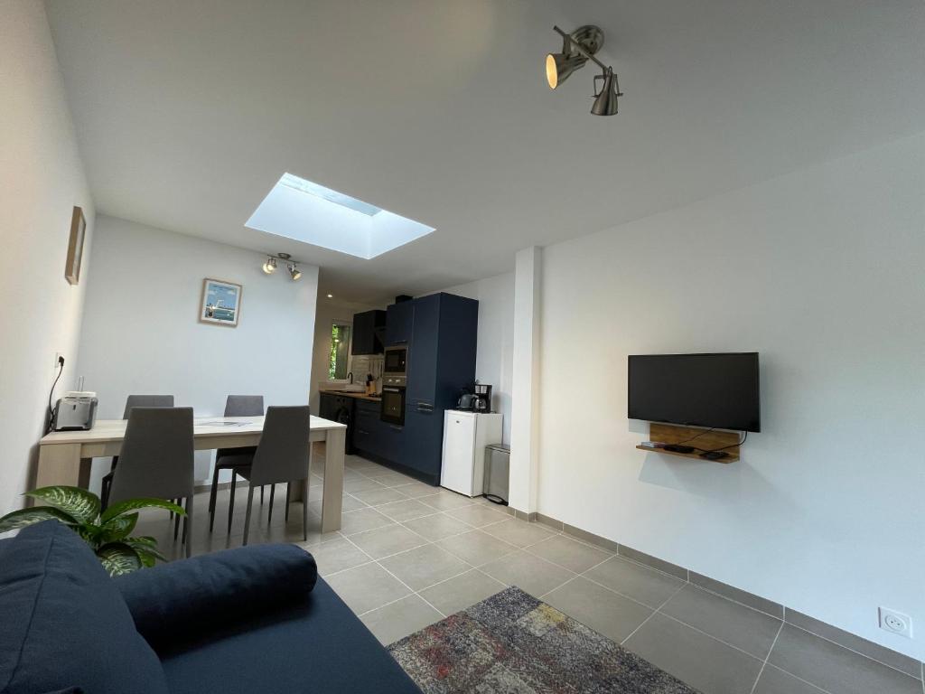 Appartement Étables-Sur-Mer à 10 minutes à pied de la mer, en plein centre-ville photo 3