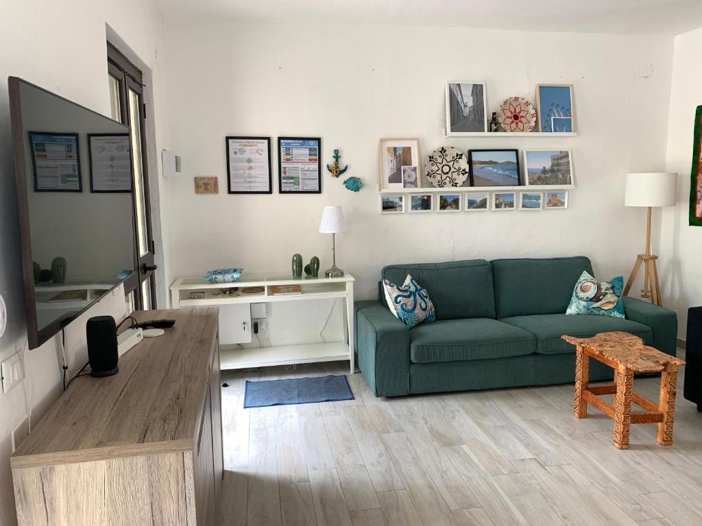 Villa del Brigante, 200m from the beach, 80m², 2 bedrooms, 4-5 persons photo 4