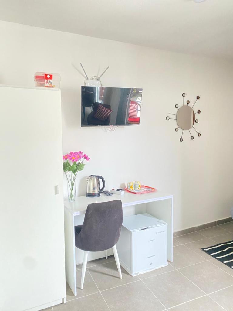 Quarto Nº6 MARIA BONITA- Central Praia photo 2