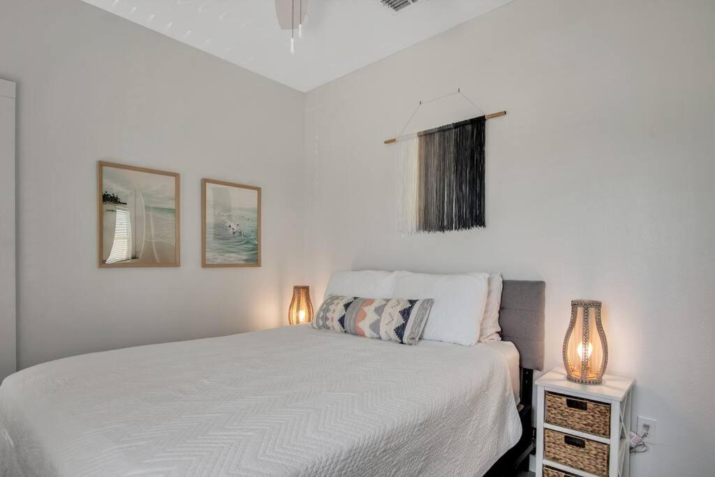 Classy 4BDRM Home W/Pool Mins To Beach and Shops! photo 2