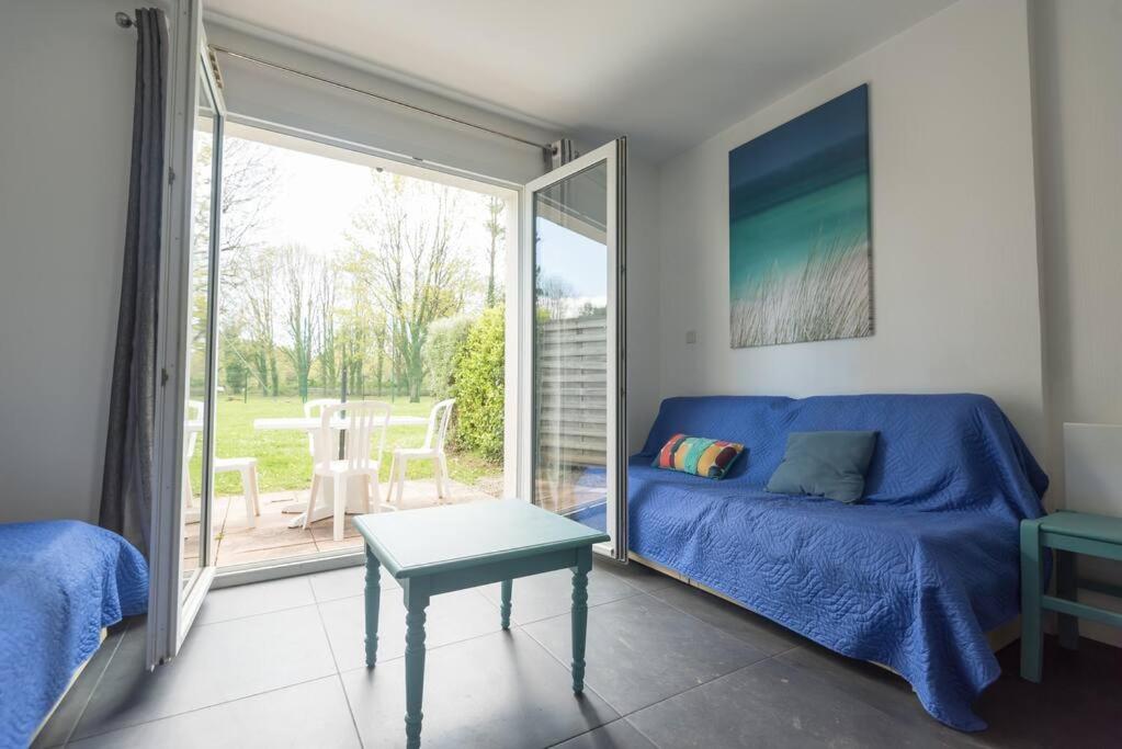 Maison au calme à l'intérieur du golf de Ploëmel, entre terre et mer, 2 chambres photo 2