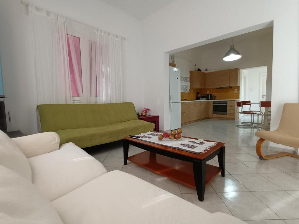 The Country House in Amarynthos photo 2