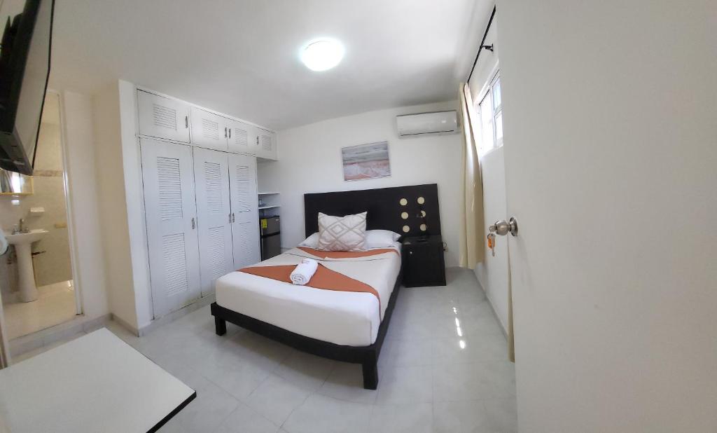Book & Sleep Cancun photo 3