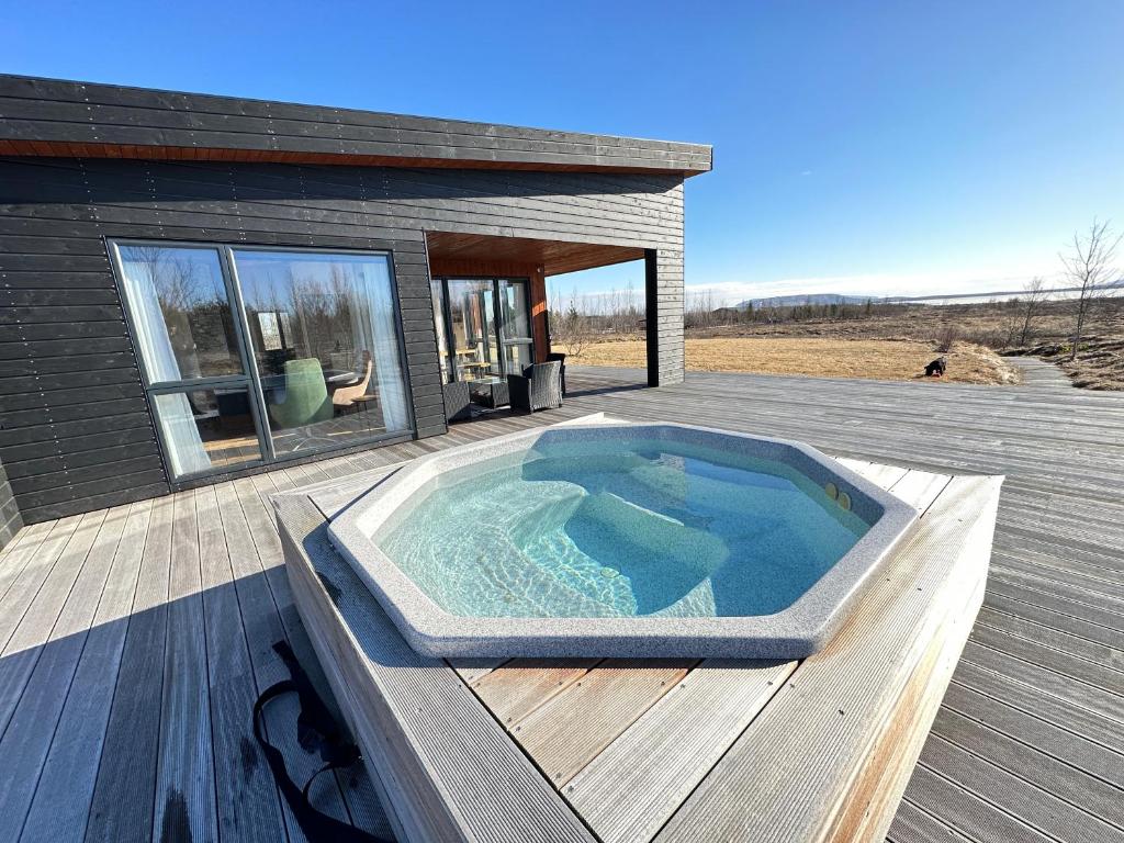 Luxury and Modern Cabin on the Golden Circle photo 1
