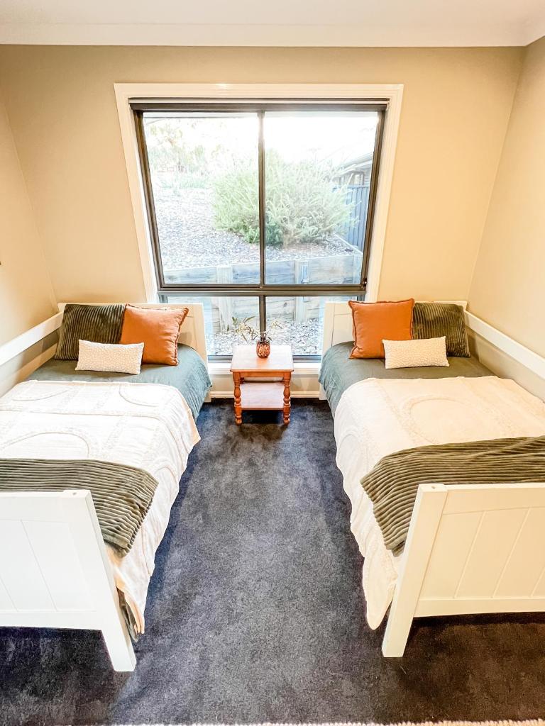 Hamilton House - Snowy Mountain Luxury Villas photo 3
