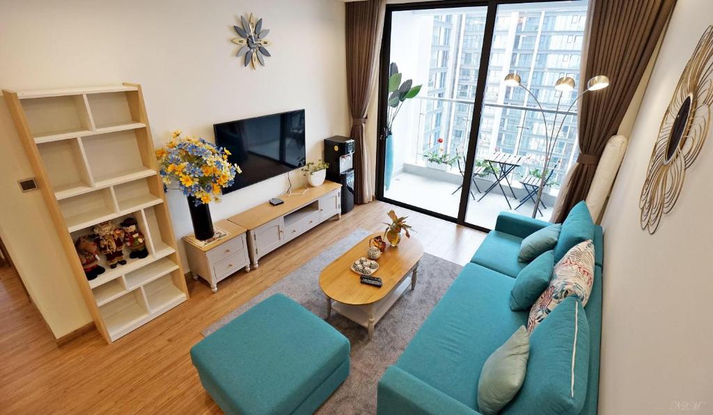 LUXURY APARTMENT VINHOME METROPOLIS next LOTTE Center,Japan Embassy