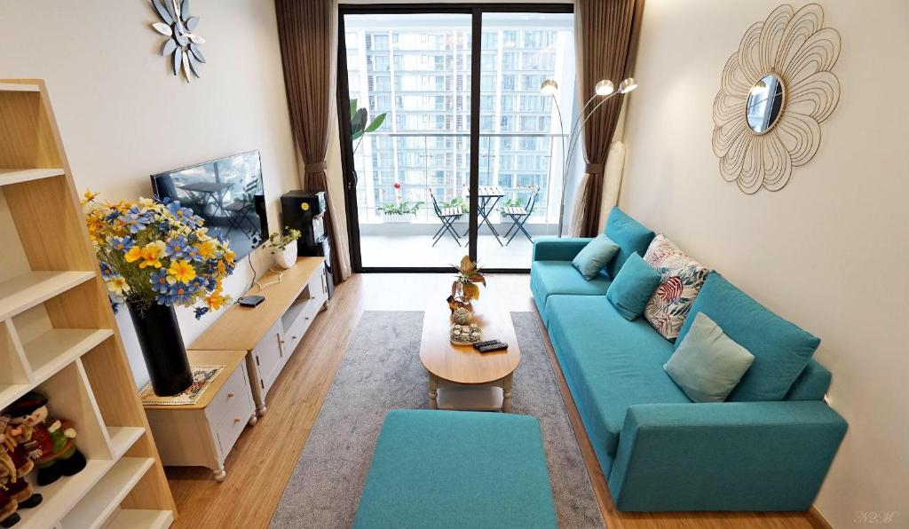 LUXURY APARTMENT VINHOME METROPOLIS next LOTTE Center,Japan Embassy