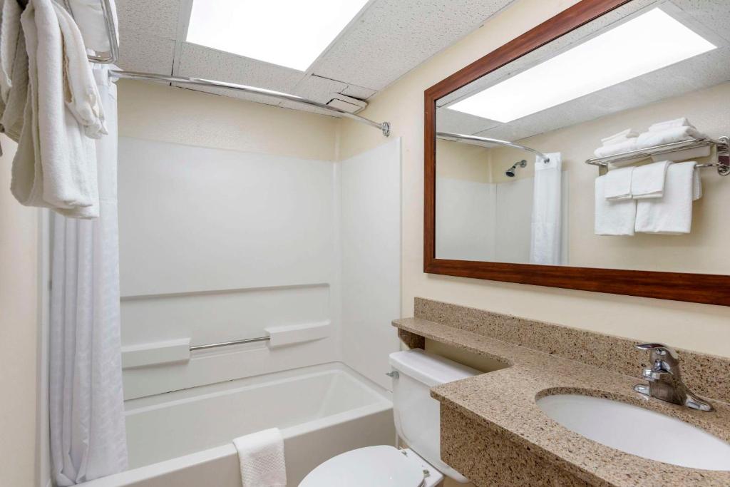 Quality Inn Ocean City Beachfront photo 3