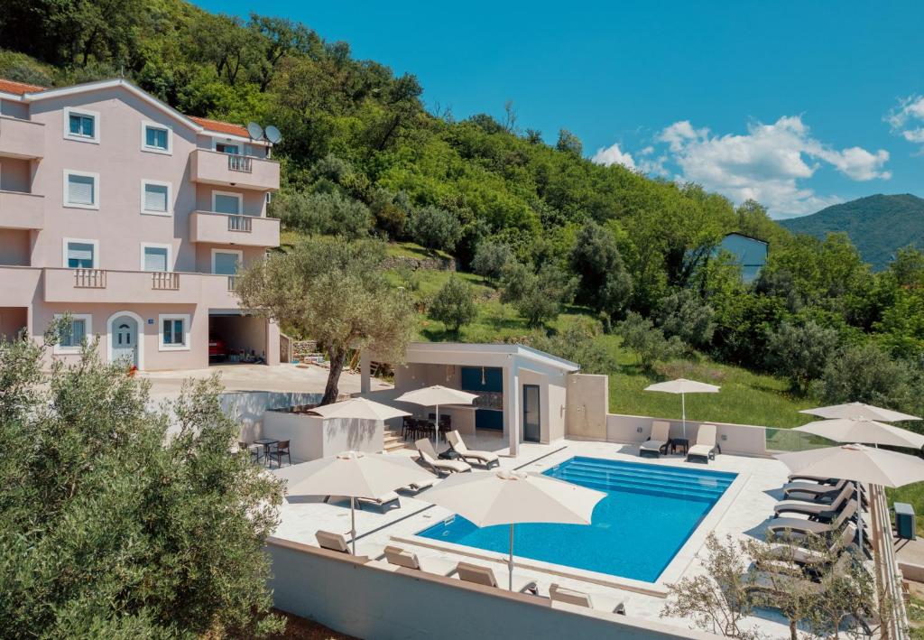 Djukanovic Apartments photo 4