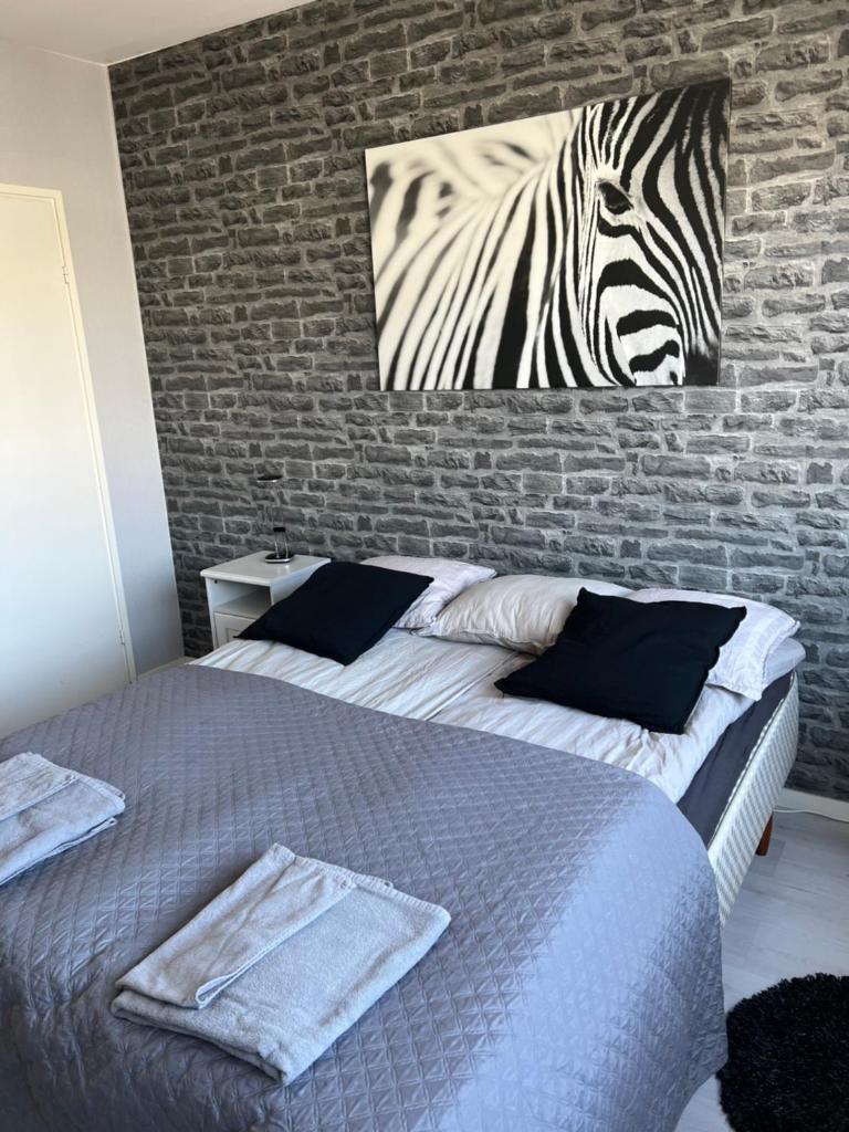 Kemi CITY l near snowcastle, 2 rooms, kitchen, glazed balcony, free parking on street photo 3