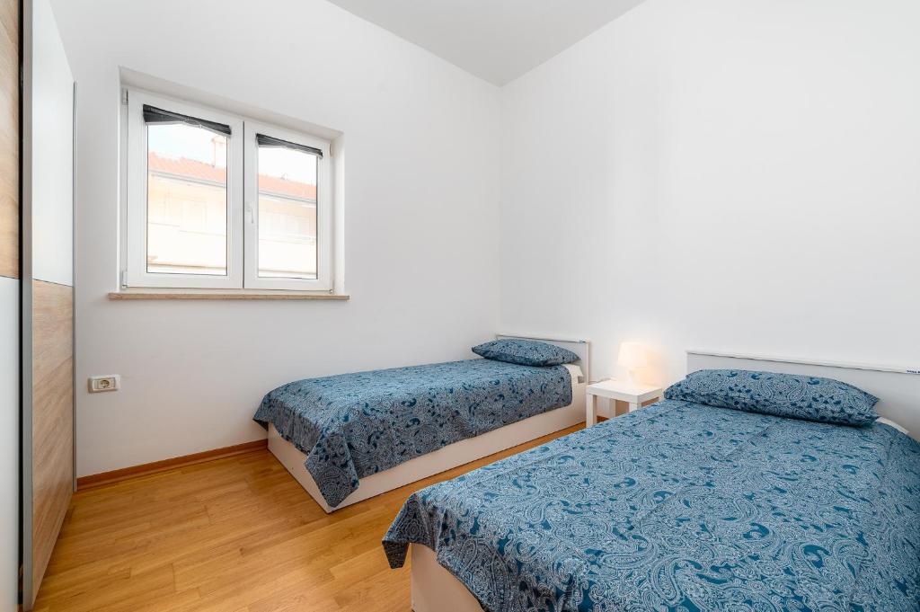Apartments Flavia with seaview photo 2
