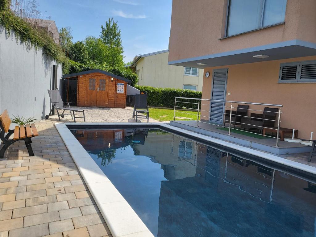 Villa Dambo mit Pool , 4 Sterne photo 3