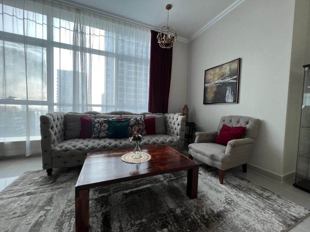Two Continents Holiday Homes - Marina & Sea View 3 bedrooms Apartment photo 3