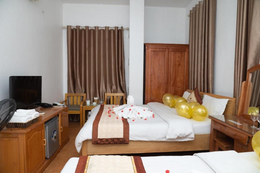 HOTTEL PHƯƠNG ĐÔNG