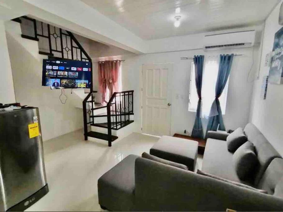 Full Aircon Camella House w/ wifi Netflix hotwater