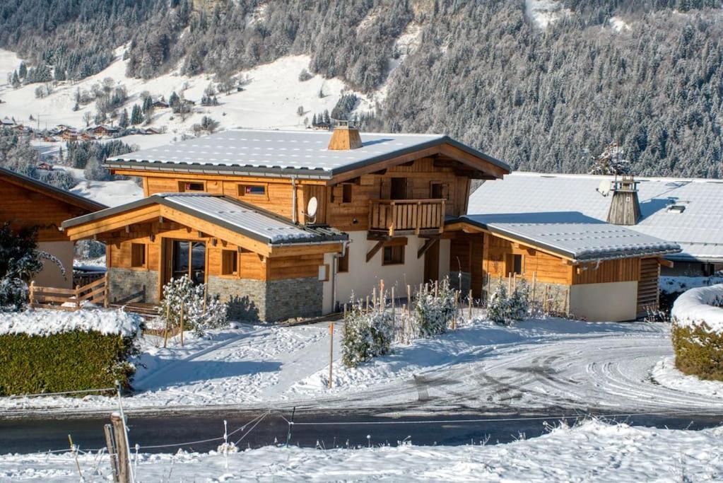chalet l'Orignal 145m2, 10pers, pied de piste,SPA photo 1