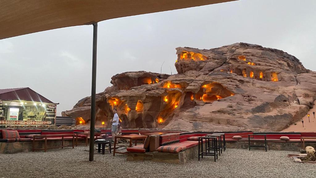 Wadi Rum Khalid luxury camp photo 4