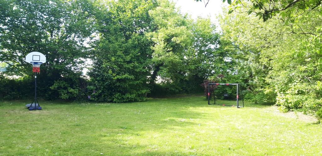Maison chaleureuse avec insert en campagne photo 3